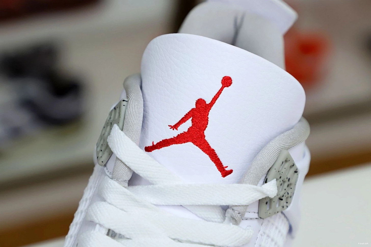 RETRO AIR 4 'WHITE JORDAN OREO' 0729